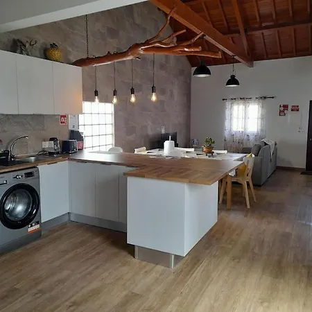 Dom wakacyjny Refugio Pedreiras Praia da Vitória