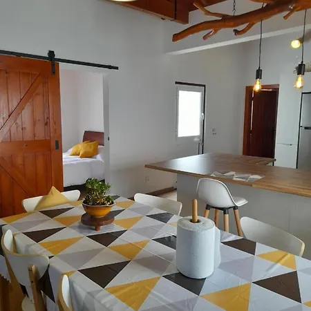 別荘 Refugio Pedreiras *