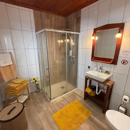 Refugio Pedreiras Praia da Vitória